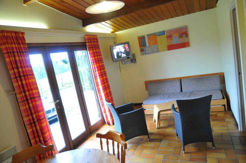 Village De Vacances De Vencimont Vonêche Pokoj fotografie